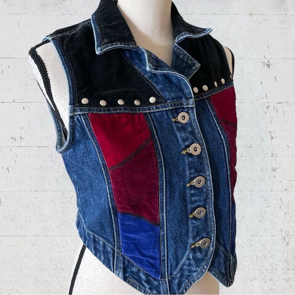 VTG Carole Little Sport Petite Denim Velvet Vest Embroidered Boho Patchwork 6P - Picture 3 of 7
